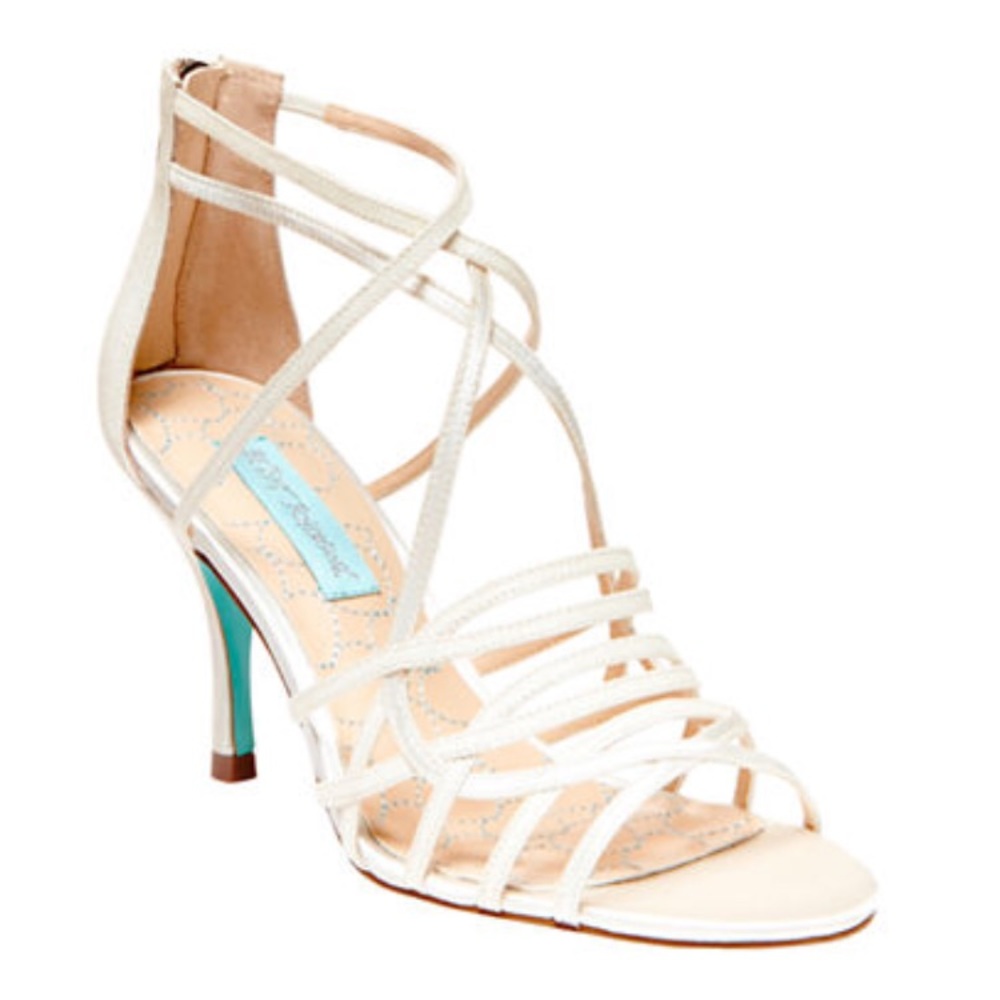 Betsy Johnson Crown heels